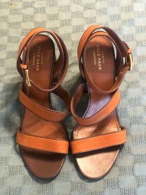 Cole Haan | Shoes | Cole Haan Genevieve Toe Pump Muted  display picture 1